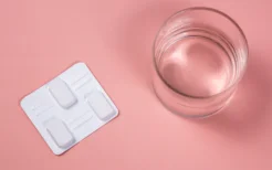 事后避孕药的成功几率是多少？口服避孕药会产生哪些副作用？
