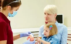 新生儿口腔护理的正确方法,宝宝口腔护理的正确方法