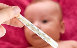 患有新生儿黄疸的患儿到底能否打疫苗呢？患有宝宝黄疸的患儿到底能否打疫苗呢